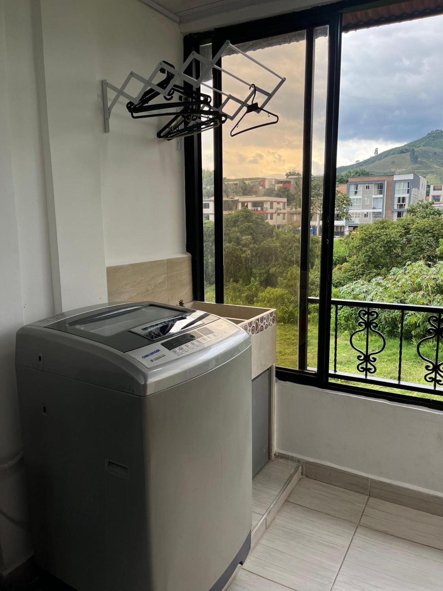 Apartamentos Family Santa Rosa de Cabal Bagian luar foto